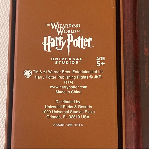The Unofficial Harry Potter Spellbook + Hermione Granger “Magic Wand” Xmas Gift - Picture 4 of 11